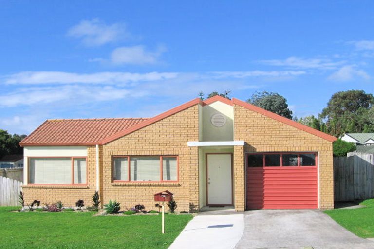 Photo of property in 28 Blueridge Close, Sunnyvale, Auckland, 0612