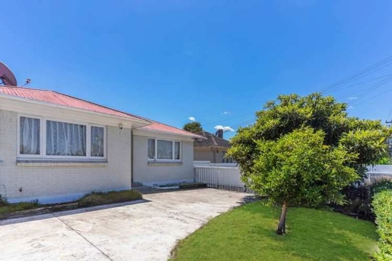 Photo of property in 1/26 Sheehan Avenue, Papakura, 2110