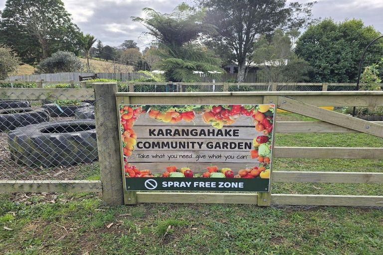 Photo of property in 7 John Cotter Road, Paeroa, 3674