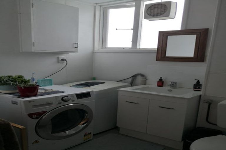 Photo of property in Armstrong Court, 12/12 Angus Avenue, Berhampore, Wellington, 6023