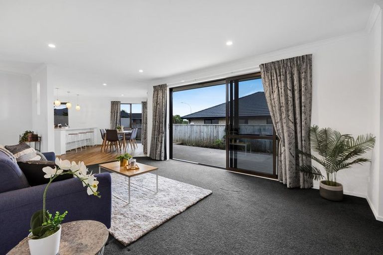 Photo of property in 72 Dillon Drive, Bell Block, New Plymouth, 4312