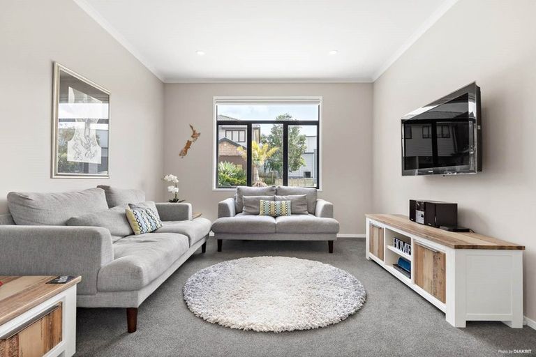 Photo of property in 6 Derg Place, East Tamaki, Auckland, 2013