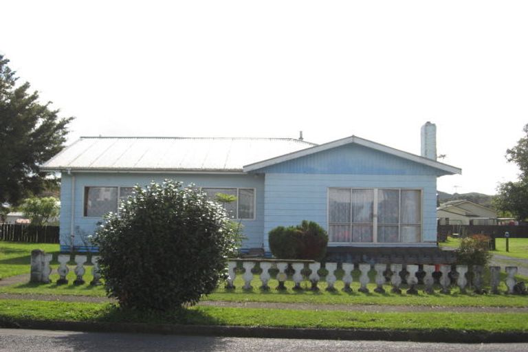Photo of property in 17 Okoroire Street, Tirau, 3410