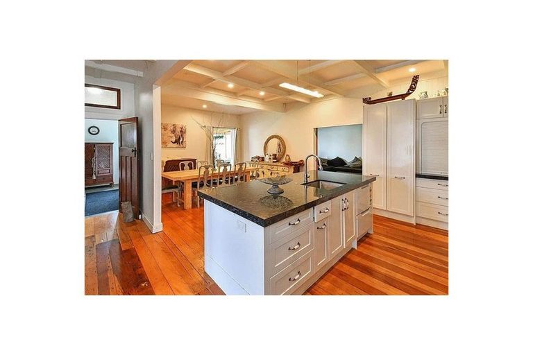 Photo of property in 6 Viola Avenue, Mangere East, Auckland, 2024