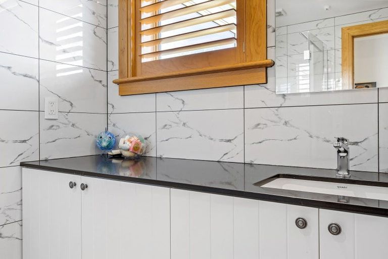 Photo of property in 92 Chester Street East, Christchurch Central, Christchurch, 8011