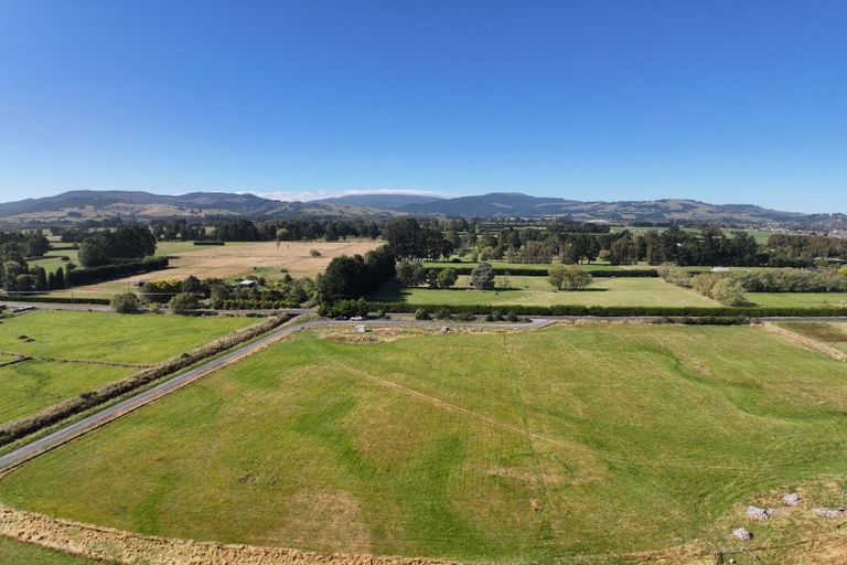 Photo of property in 323 Riccarton Road West, Mosgiel, 9092