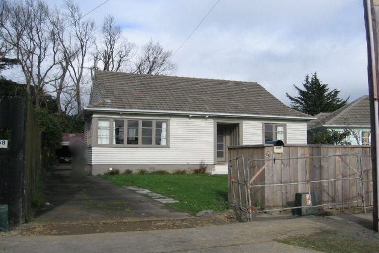 Photo of property in 56 Rangiora Avenue, Roslyn, Palmerston North, 4414