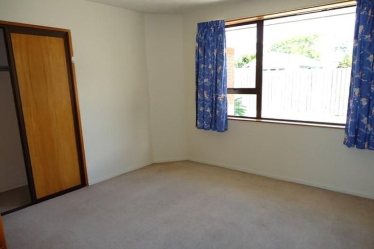 Photo of property in 2/119 Peverel Street, Riccarton, Christchurch, 8041
