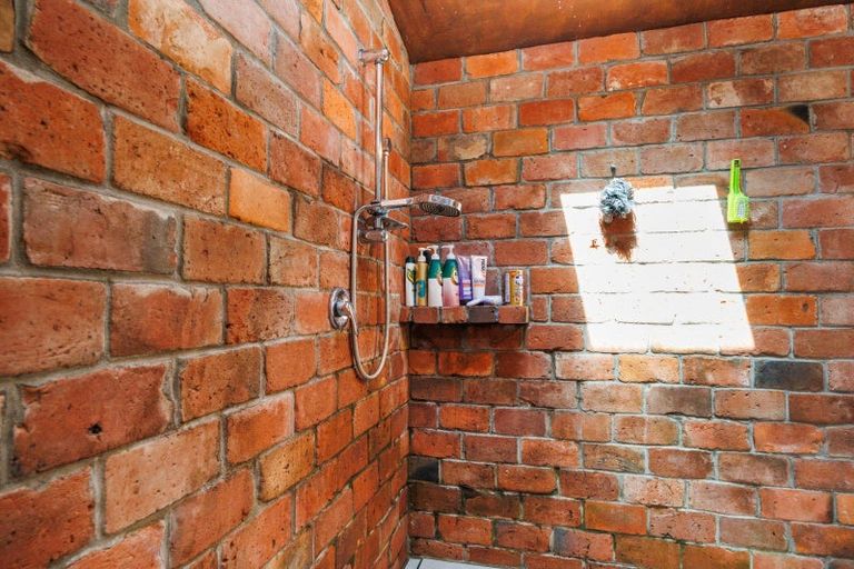 Photo of property in 359 Newbury Line, Bunnythorpe, Palmerston North, 4478