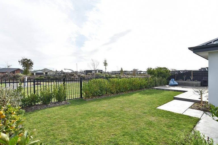 Photo of property in 41a Taiore Crescent, Marshland, Christchurch, 8083