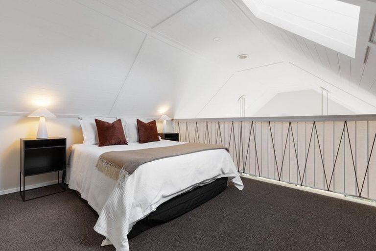 Photo of property in 8 Trench Hill Road, Frankton, Queenstown, 9371