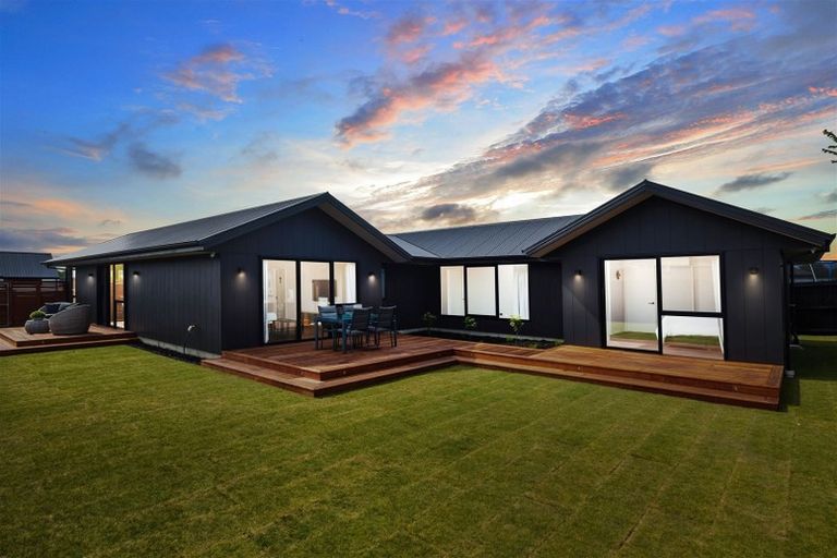 Photo of property in 13 Catchpole Place, Woodend, 7610