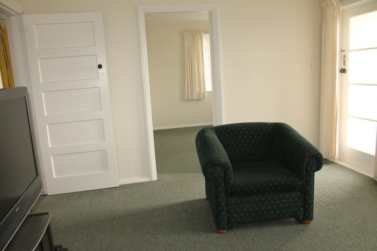 Photo of property in 28 Bright Street, Westport, 7825