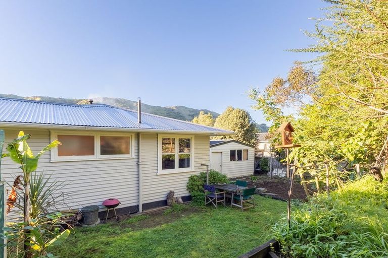 Photo of property in 5 Leinster Avenue, Raumati South, Paraparaumu, 5032