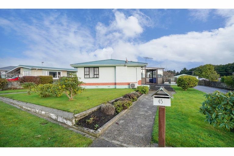 Photo of property in 45 Ascot Terrace, Kingswell, Invercargill, 9812