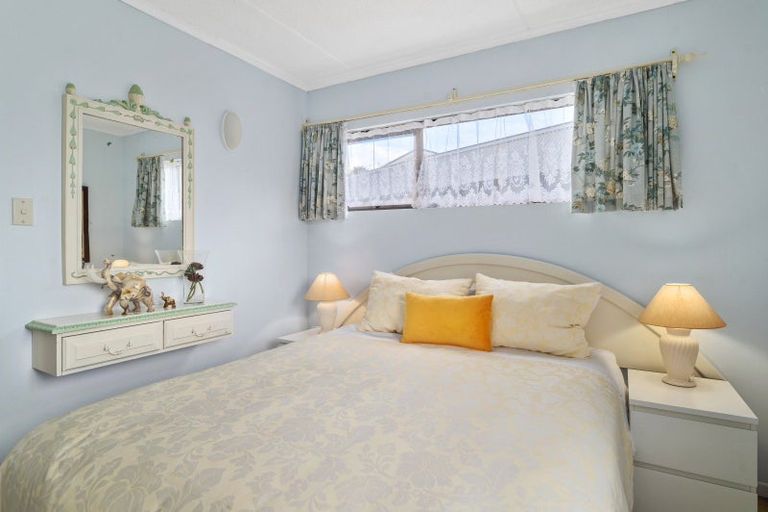 Photo of property in 116 Lake Terrace, Taupo, 3330