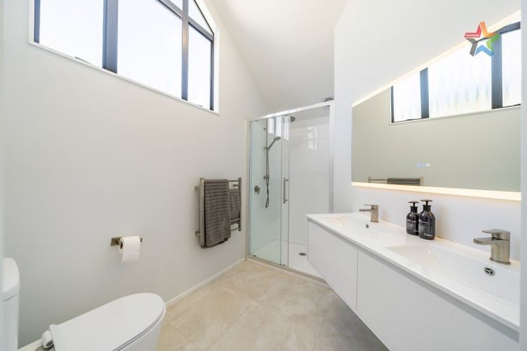 Photo of property in 20 Mccarthy Grove, Clouston Park, Upper Hutt, 5018