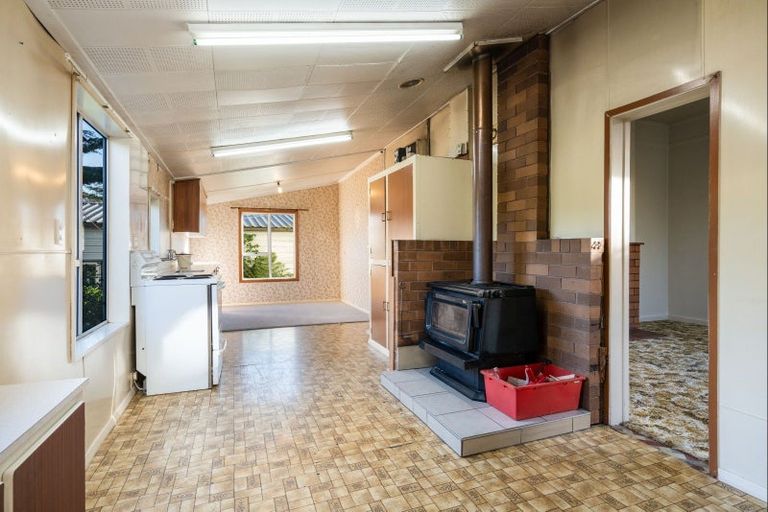 Photo of property in 16 Arnott Street, Portobello, Dunedin, 9014