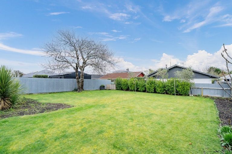 Photo of property in 51 Newcastle Street, Windsor, Invercargill, 9810