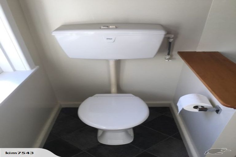 Photo of property in 4 Hathaway Avenue, Karori, Wellington, 6012