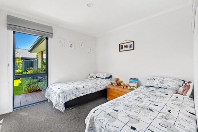 Photo of property in 4 Magnetic Place, Cromwell, 9310