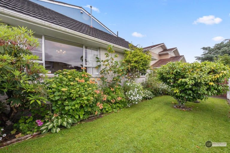 Photo of property in 28 Saint Columbans Grove, Boulcott, Lower Hutt, 5010