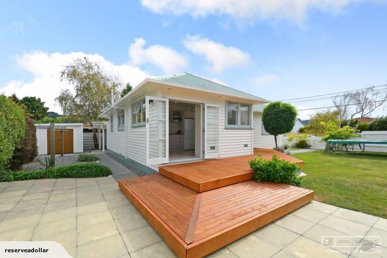 Photo of property in 30a Ranfurly Street, Trentham, Upper Hutt, 5018