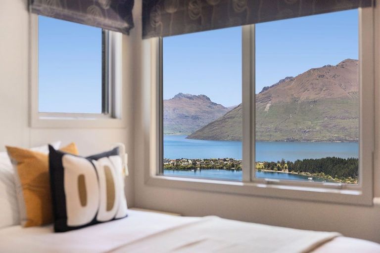 Photo of property in 6a Lancewood Lane, Queenstown, 9300