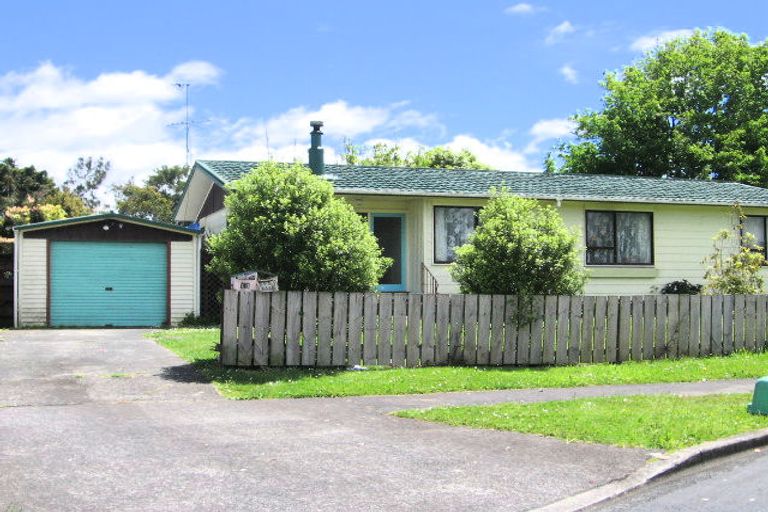 Photo of property in 14 Heathberry Close, Papatoetoe, Auckland, 2025