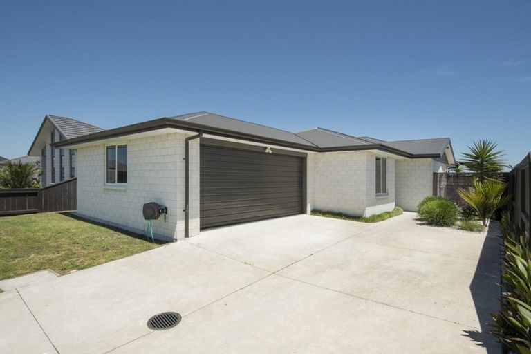 Photo of property in 10 Kanono Close, Papamoa Beach, Papamoa, 3118