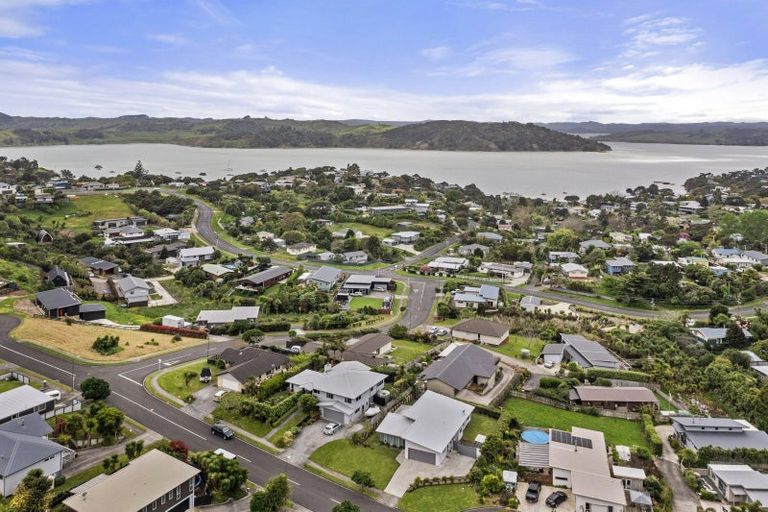 Photo of property in 6 Puka Place, Raglan, 3225