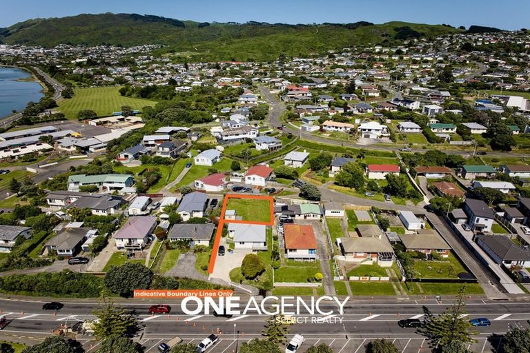 Photo of property in 134a Main Road, Titahi Bay, Porirua, 5022