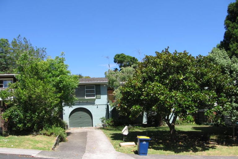 Photo of property in 18 Stott Avenue, Birkdale, Auckland, 0626