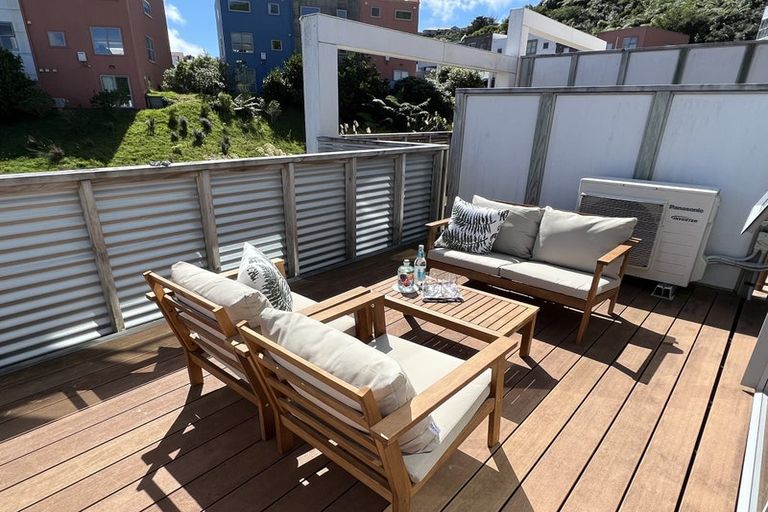 Photo of property in 44 Saddleback Grove, Karori, Wellington, 6012