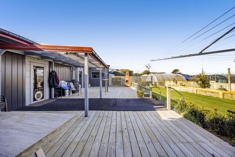 Photo of property in 280 Austin Road, Normanby, Hawera, 4673