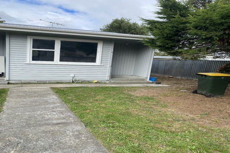 Photo of property in 138 Reynolds Street, Taita, Lower Hutt, 5011