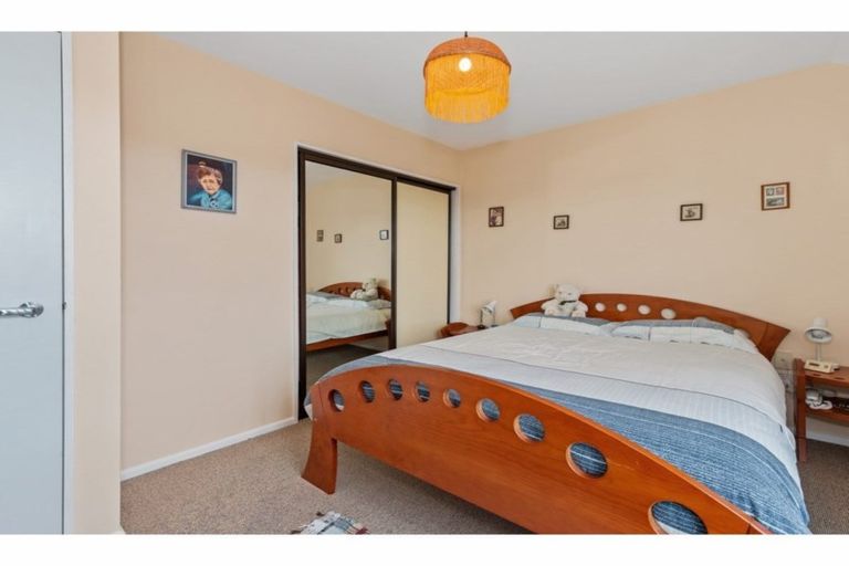 Photo of property in 132b Warren Crescent, Hillmorton, Christchurch, 8025