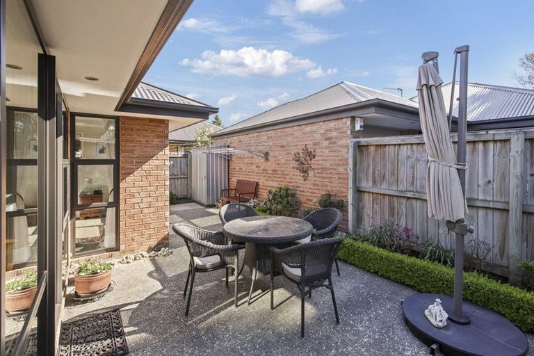 Photo of property in 1/38a Steadman Road, Broomfield, Christchurch, 8042