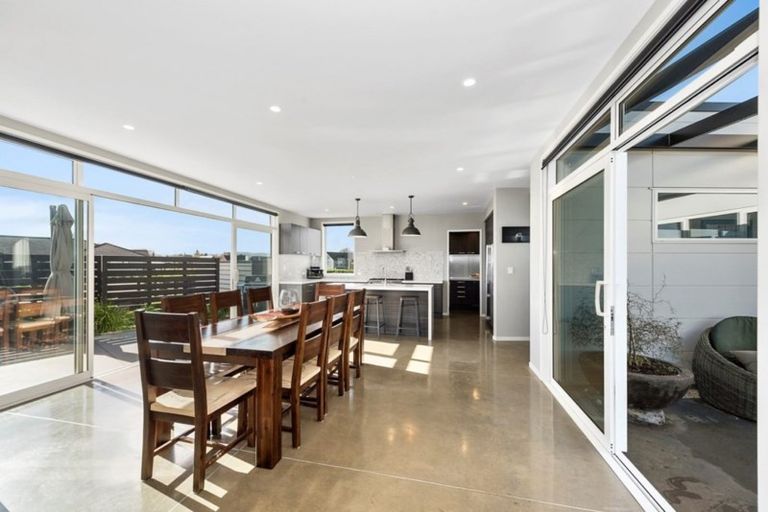 Photo of property in 14 Baxter Michael Crescent, Cambridge, 3434