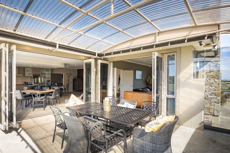 Photo of property in 1541 Rongotea Road, Kairanga, Palmerston North, 4475