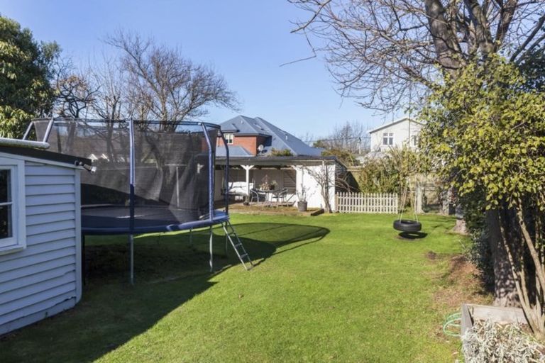 Photo of property in 82 Perry Street, Papanui, Christchurch, 8053