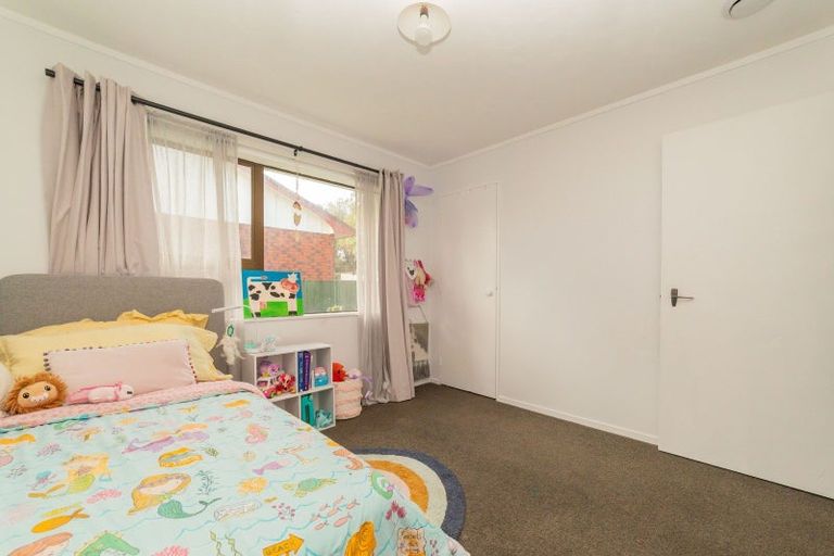 Photo of property in 2c Woodfield Avenue, Roslyn, Palmerston North, 4414