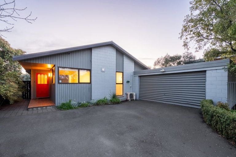 Photo of property in 19 Yellowstone Crescent, Burwood, Christchurch, 8083