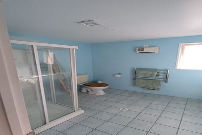 Photo of property in 9f Crohane Place, Addington, Christchurch, 8024