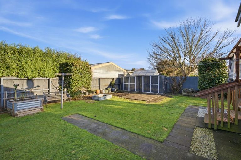 Photo of property in 2/154 Warren Crescent, Hillmorton, Christchurch, 8025