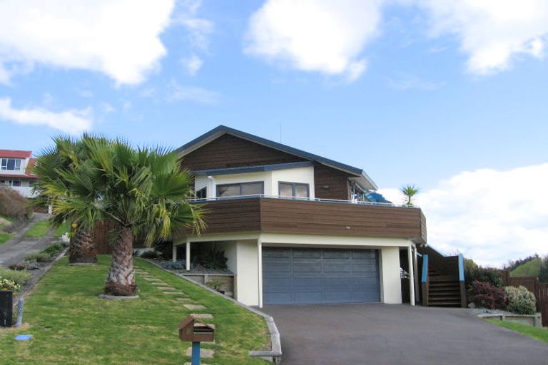 Photo of property in 6 Cynthia Place, Bellevue, Tauranga, 3110