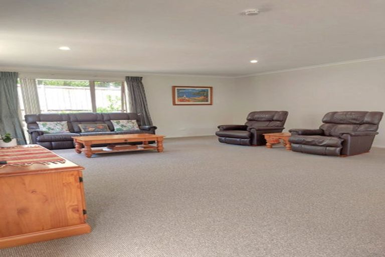 Photo of property in 4 Parkdale Close, Snells Beach, 0920