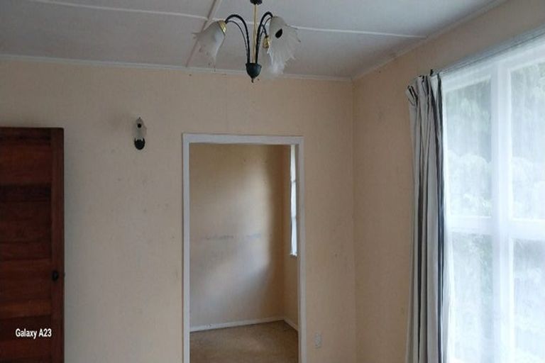 Photo of property in 30 Harris Street, Naenae, Lower Hutt, 5011