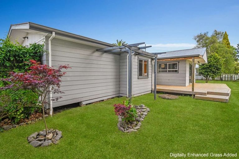 Photo of property in 19 Melville Street, Waipawa, 4210
