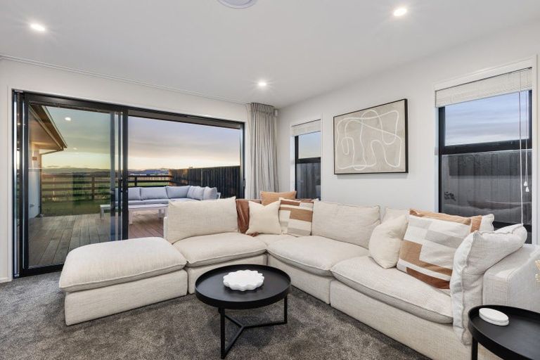 Photo of property in 31 Crossley Avenue, Woodend, 7610